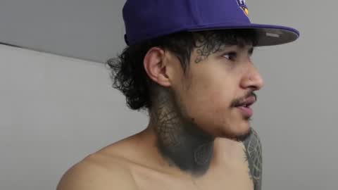 - trieone online show from 03-02-25, 02:51