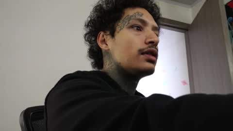 - trieone online show from 10-15-25, 12:27