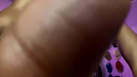 Snapshot of trillahung chatting on 05-24-26, 05:56 WapBopper online show from 05-24-26, 05:56