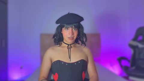 Snapshot of trinydoll chatting on 04-24-26, 01:46 Triny online show from 04-24-26, 01:46