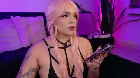 Val martinez  online show from 03-20-26, 12:37