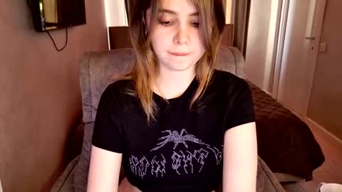 Snapshot of tripleprinces chatting on 09-10-25, 01:55 tripleprinces online show from 09-10-25, 01:55