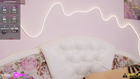 Snapshot of triss_moon chatting on 01-03-25, 06:01 Triss online show from 01-03-25, 06:01