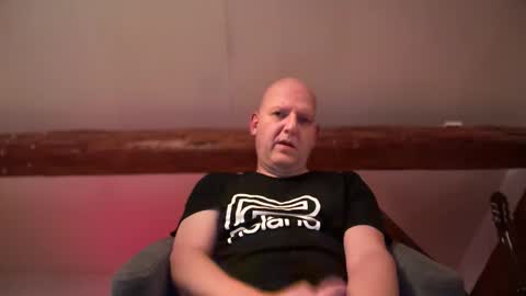 Triton online show from 10-05-25, 02:59