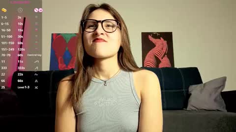 Snapshot of trixibell chatting on 10-11-25, 04:55 trixibell online show from 10-11-25, 04:55