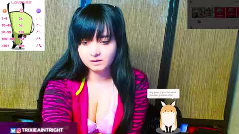 trixiedoescamcam online show from 10-20-25, 09:48