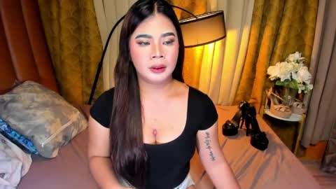 TRIXIE online show from 03-18-26, 07:44