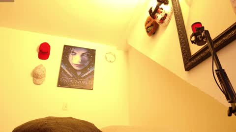 Snapshot of trixx_01 chatting on 11-09-25, 09:07 trixx_01 online show from 11-09-25, 09:07