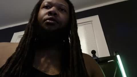 Snapshot of trmdstrong chatting on 10-24-25, 07:16 Trmdstrong online show from 10-24-25, 07:16