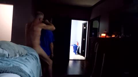 Snapshot of trojanswingers chatting on 11-10-25, 11:04 trojanswingers online show from 11-10-25, 11:04