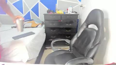 Snapshot of troy_stonee chatting on 03-04-26, 04:24 troy_stonee online show from 03-04-26, 04:24