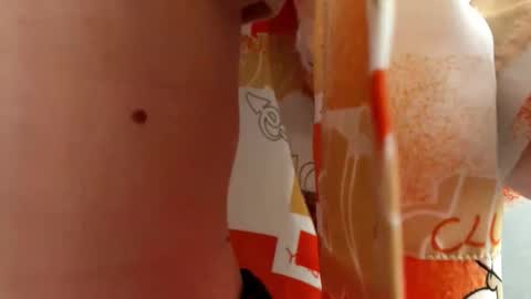 Hello Viola here   Help me to make 50 thumbs up 333 online show from 03-11-26, 08:53