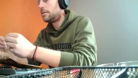 Snapshot of truble_78 chatting on 02-19-25, 10:01 truble_78 online show from 02-19-25, 10:01