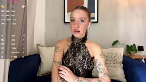 Mia online show from 04-11-26, 05:12