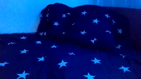 Emilum online show from 12-31-24, 12:32