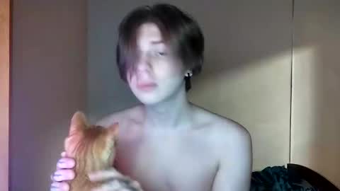 Emilum online show from 02-15-25, 10:31