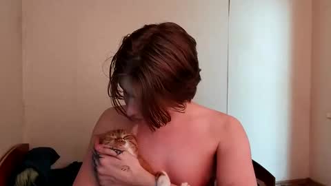 Emilum online show from 02-20-25, 07:23