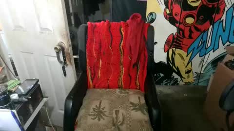 Anne online show from 10-31-25, 05:30