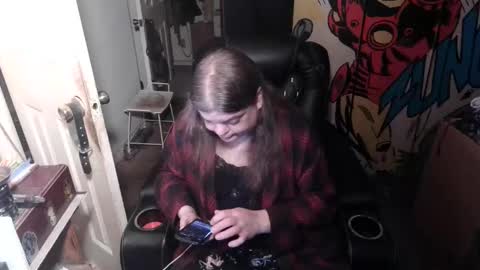 Snapshot of ts_anne chatting on 04-25-26, 10:18 Anne online show from 04-25-26, 10:18