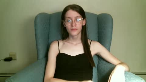 Elisabeth online show from 10-04-25, 05:16