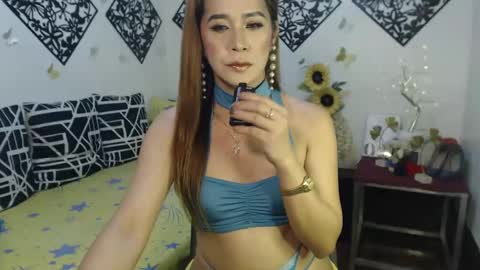 Snapshot of tsakesha chatting on 02-15-25, 05:09 akesha online show from 02-15-25, 05:09