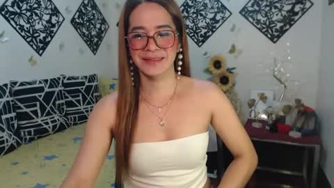 Snapshot of tsakesha chatting on 02-18-25, 09:31 akesha online show from 02-18-25, 09:31