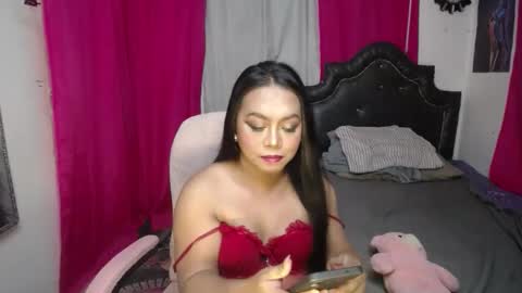 Snapshot of tsamandaxxx chatting on 11-11-25, 03:56 tsamandaxxx online show from 11-11-25, 03:56