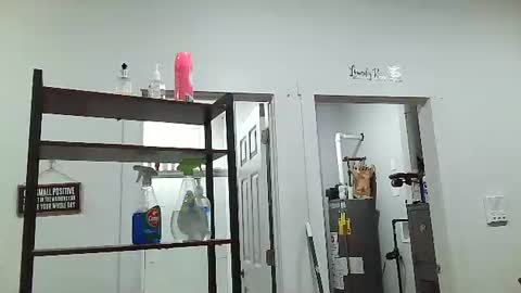 Amber White online show from 10-21-25, 12:11