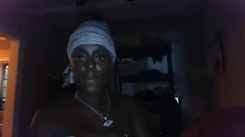 Amber White online show from 10-25-25, 10:37