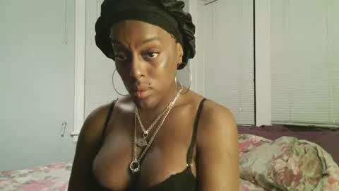 Amber White online show from 05-27-26, 06:32