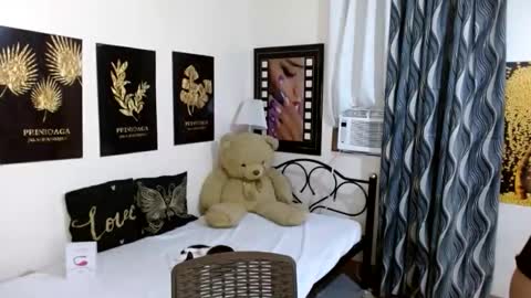 brianna online show from 12-20-25, 08:10