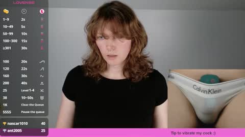 Snapshot of tsellieryder chatting on 11-26-25, 02:45 Ellie Ryder online show from 11-26-25, 02:45