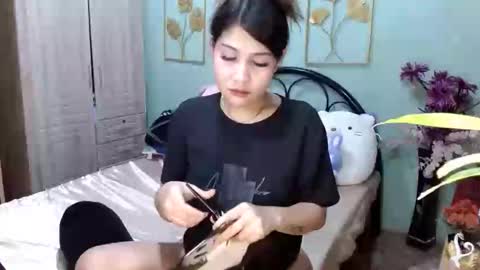 SHENA  online show from 01-31-25, 11:24