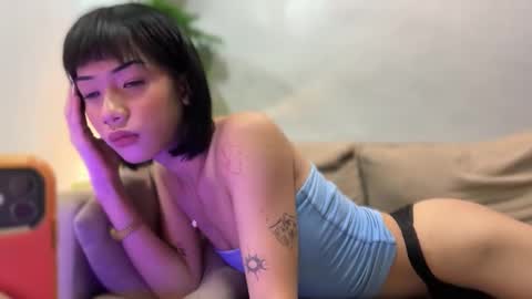 Snapshot of tskendall_collins chatting on 01-08-26, 01:46 kendall online show from 01-08-26, 01:46