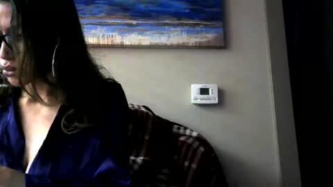 Snapshot of tsrightnow chatting on 12-09-24, 03:54 Steffany VonRoe online show from 12-09-24, 03:54