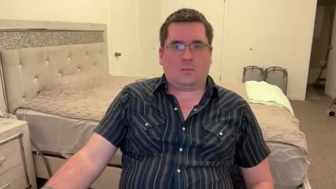 Snapshot of tstwbtsb chatting on 04-21-26, 06:20 tstwbtsb online show from 04-21-26, 06:20