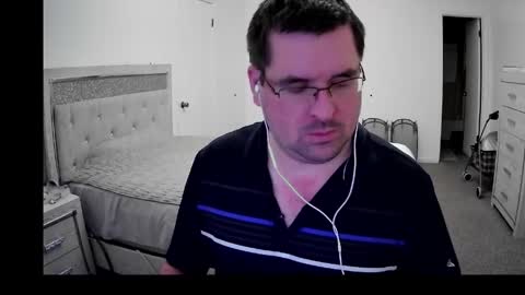 Snapshot of tstwbtsb chatting on 05-01-26, 12:15 tstwbtsb online show from 05-01-26, 12:15