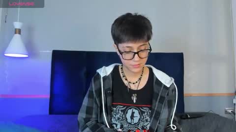 Maru online show from 11-12-25, 09:14