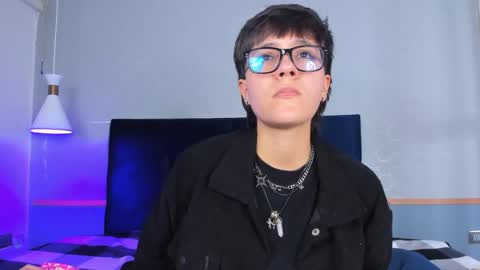 Maru online show from 12-15-25, 04:06