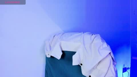 Maru online show from 04-15-26, 08:42