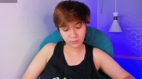 Snapshot of tsuki_maru chatting on 05-13-26, 10:12 Maru online show from 05-13-26, 10:12