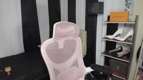 tsuncutrhein online show from 10-21-25, 03:02