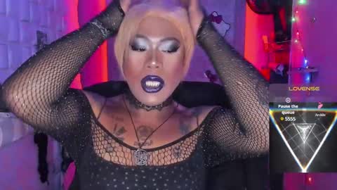 BellaRoxanna online show from 02-06-25, 06:13