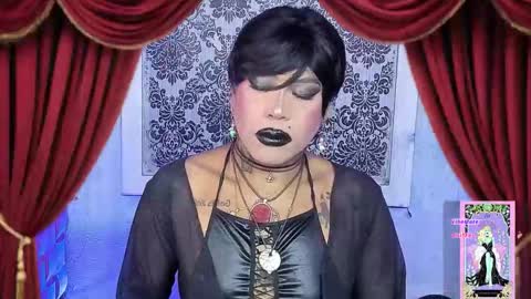 BellaRoxanna online show from 11-18-25, 06:34