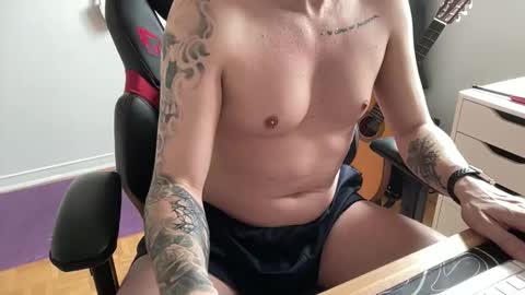 TT Boy2000 online show from 03-24-26, 06:46