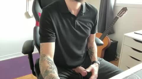 TT Boy2000 online show from 03-25-26, 01:28