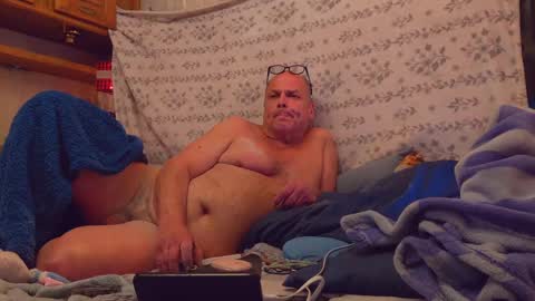 tumbafox1 online show from 05-04-26, 01:56