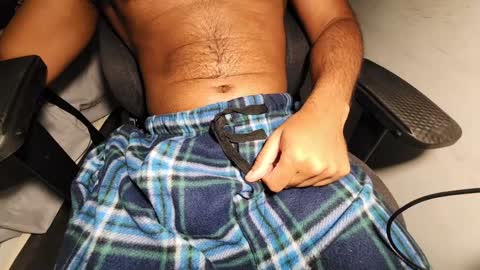 Snapshot of turealmoreno chatting on 12-26-24, 06:19 Taki online show from 12-26-24, 06:19