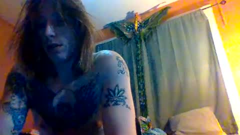 Snapshot of turnmetrans chatting on 03-11-25, 02:43 Turnmetrans online show from 03-11-25, 02:43