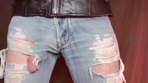 Phil Box online show from 01-17-26, 01:49